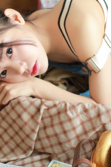 电影女大学生的沙龙室
